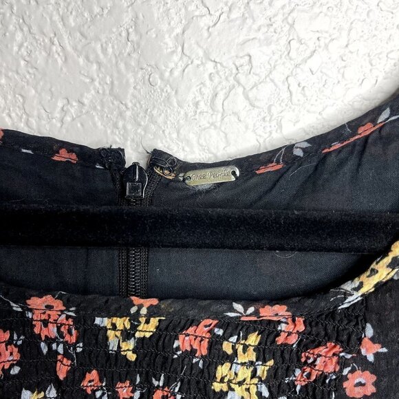 FREE People‎ Women's Black Floral Babydoll Boho Mini Dress Size Small - Picture 10 of 11